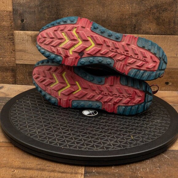 BROOKS CASCADIA 13 WOMENS ATHLETIC SHOES RUNNING WALKING GREEN PURPLE SIZE 9.5B - Picture 4 of 9